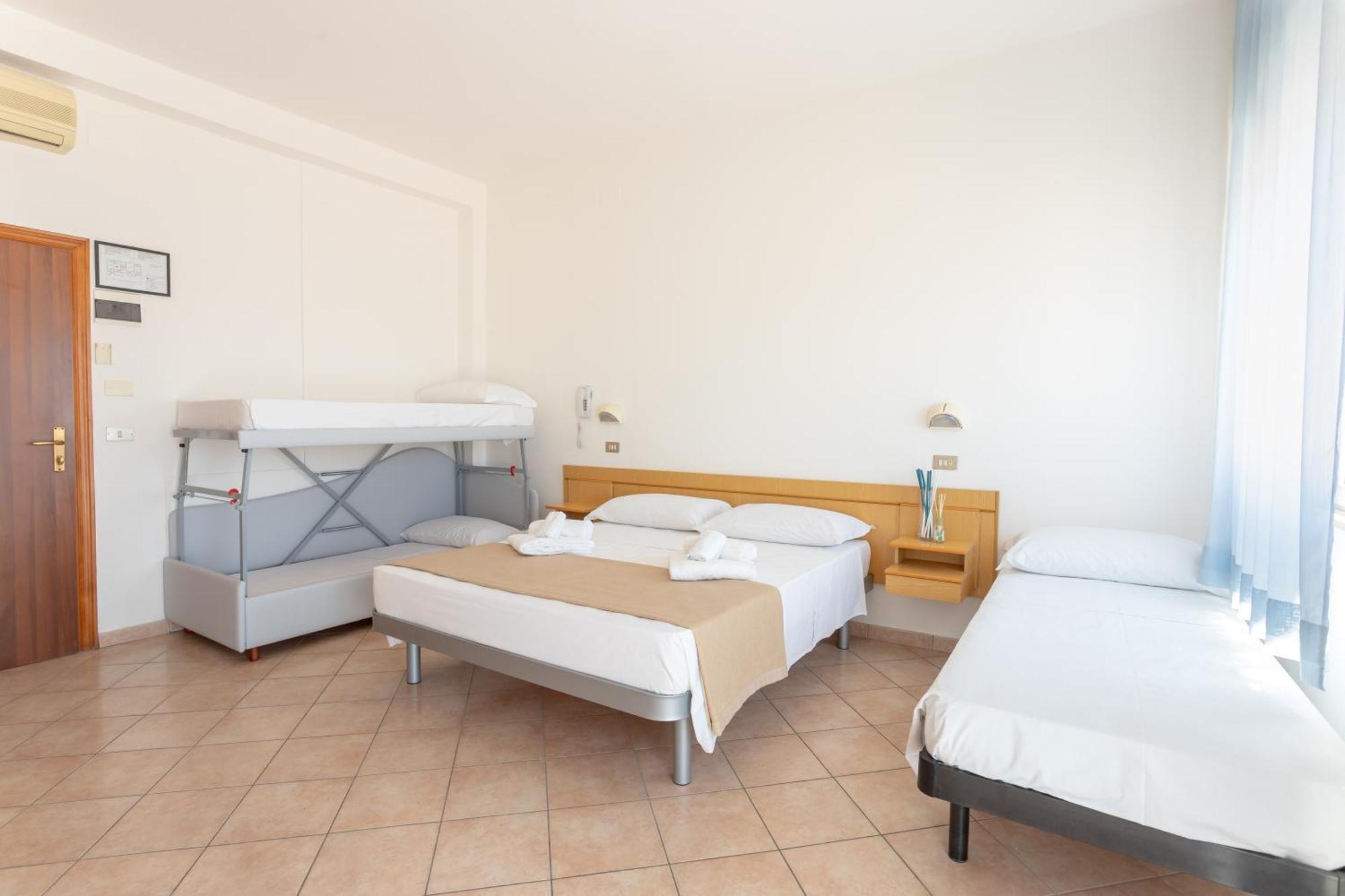 Hotel Katina Rimini Exteriör bild