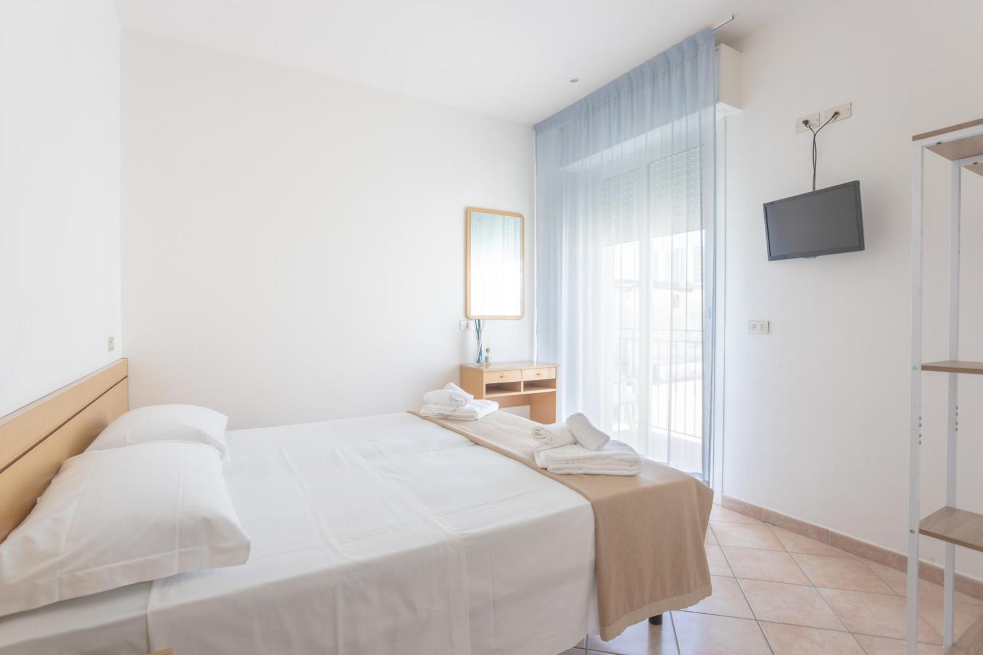Hotel Katina Rimini Exteriör bild