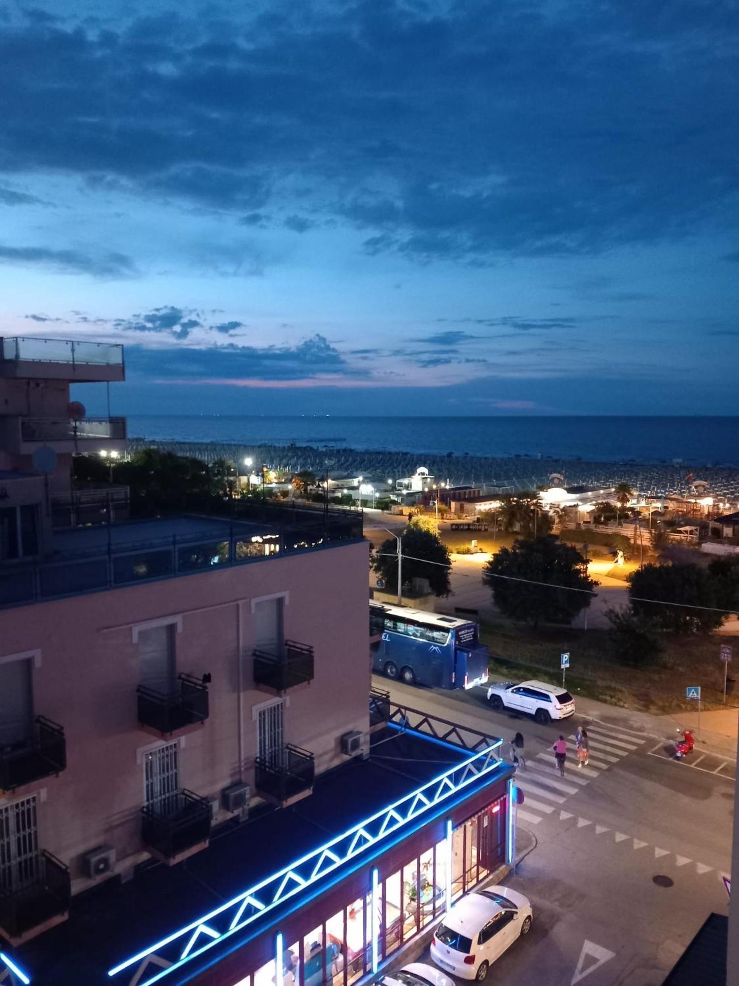 Hotel Katina Rimini Exteriör bild
